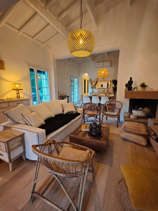 Villa Handres Nans-les-Pins Eksteriør bilde