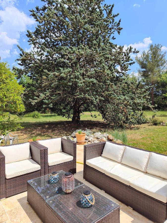Villa Handres Nans-les-Pins Eksteriør bilde
